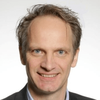 Ralf Schneider