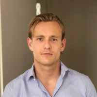 julian.riebartsch